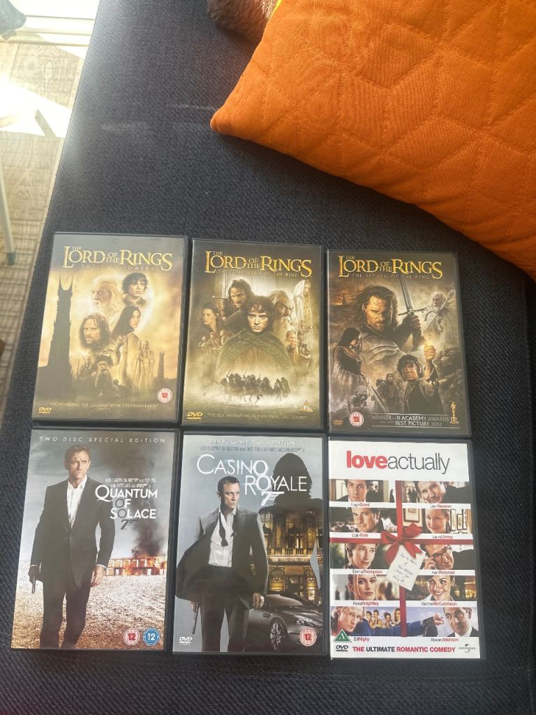 DVD Movie Bundle: Lord of the Rings, James Bond, Love Actually