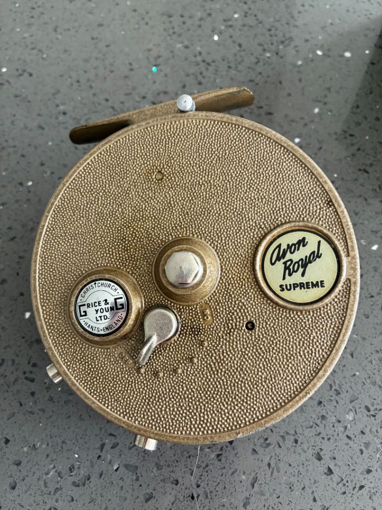 Vintage Avon Royal Supreme Fishing Reel – Good Condition