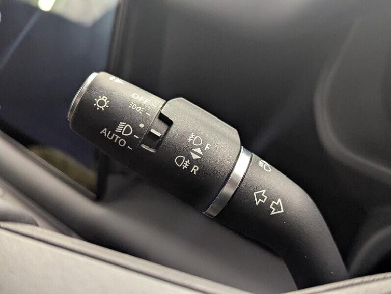 2024 Land Rover Defender 90 D300 MHEV X SUV Diesel Automatic