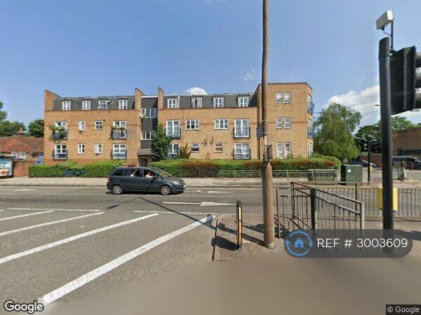 2 bedroom flat in Royal Eltham Heights, London, SE9 (2 bed) (#3003609)