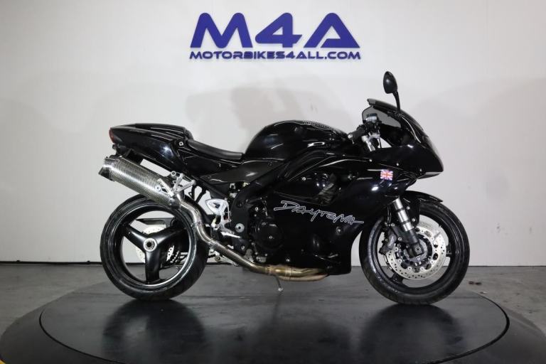 TRIUMPH DAYTONA 955I SS 2005