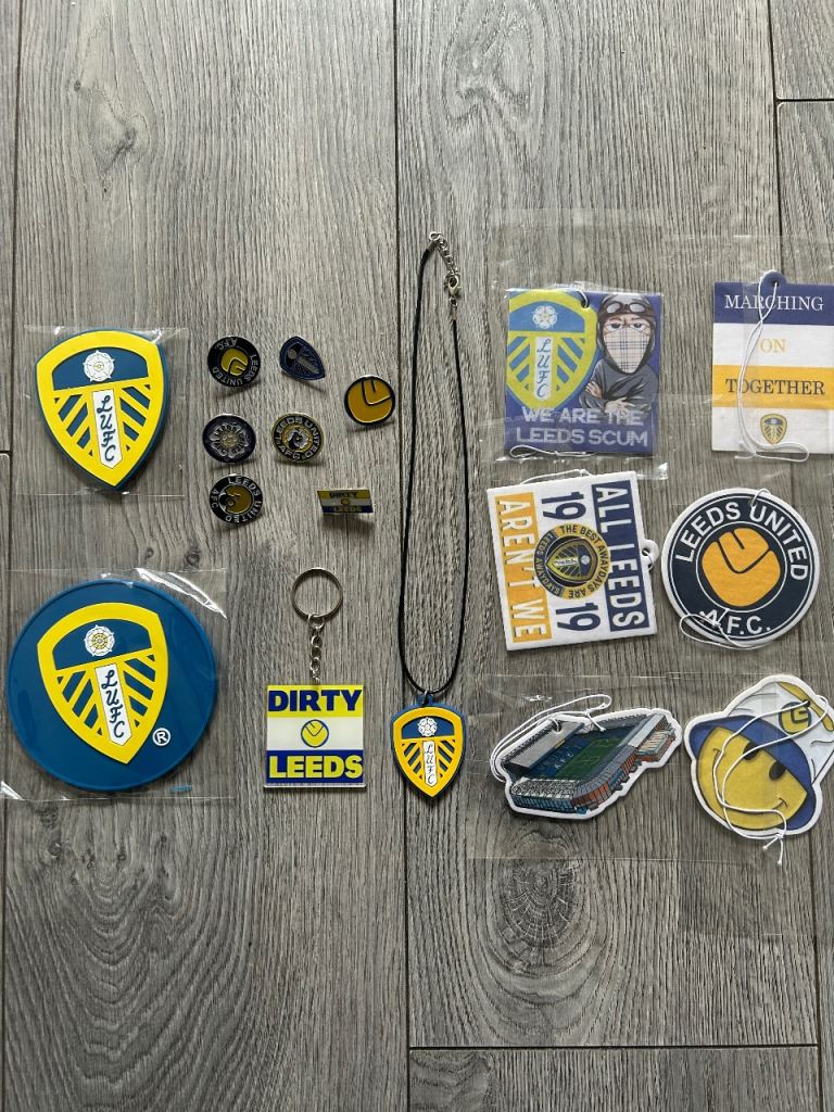 Leeds United Football Club Fan Merchandise Bundle