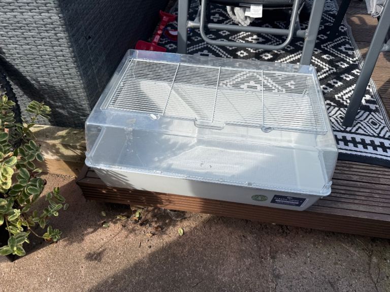 Hamster cage and accessories 