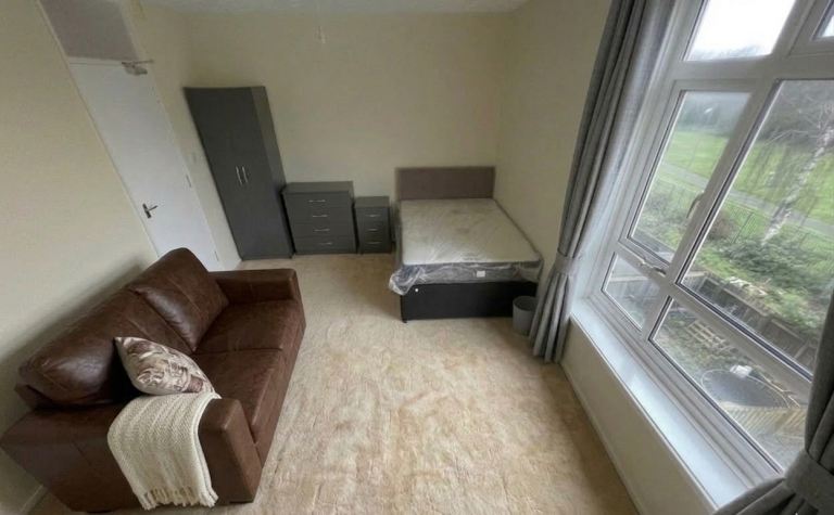 HMO supported accommodation Newtown B19 / city centre