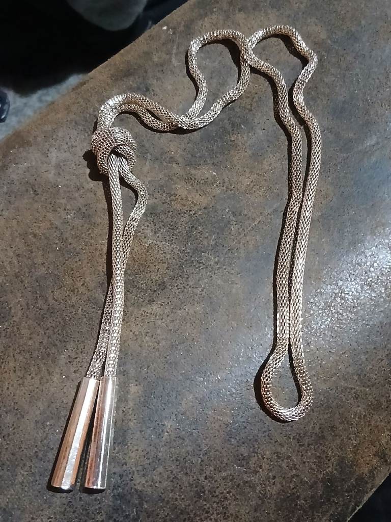 Vintage style snake chain knot necklace 