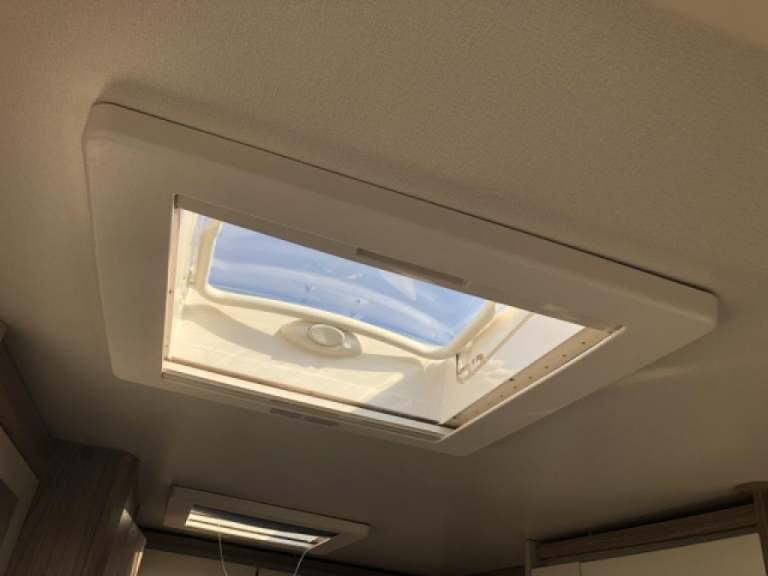 2016 SWIFT BOLERO 612EK 2 BERTH MOTORHOME