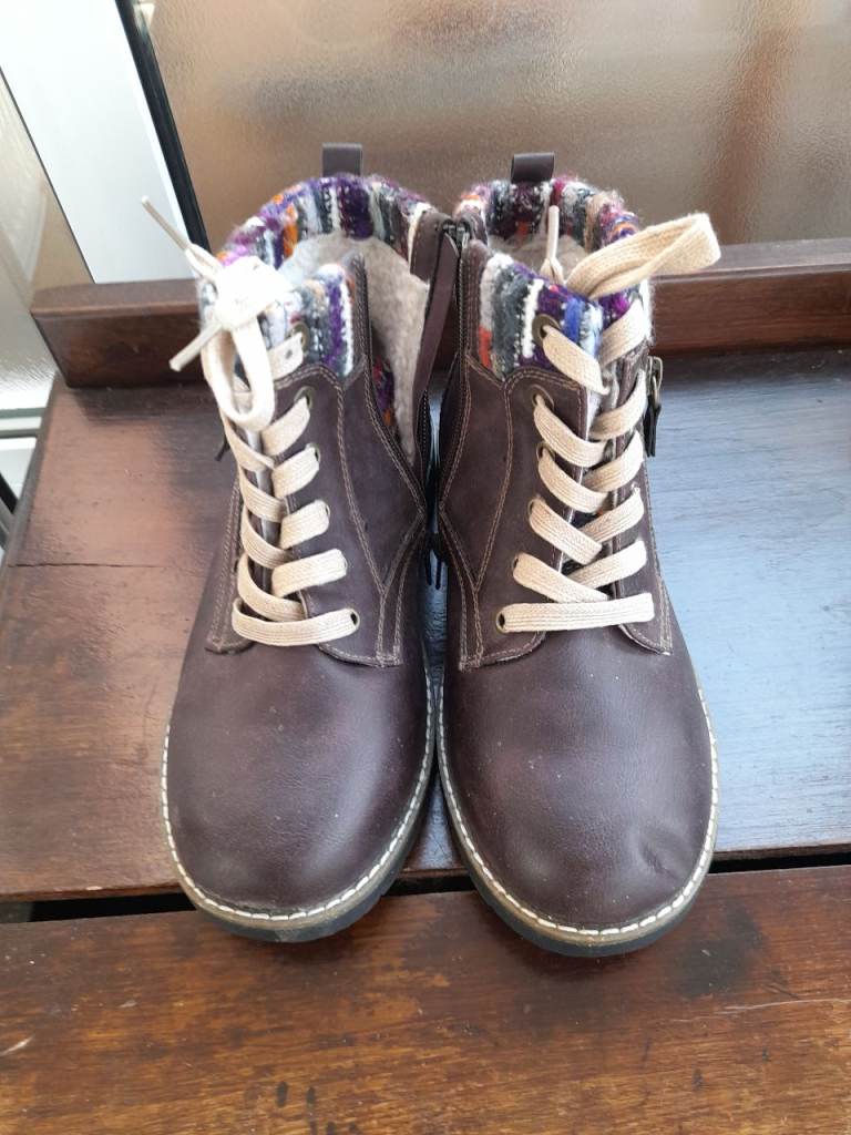EasyFit Brown Women's Boots – Size 38, Warm Lined