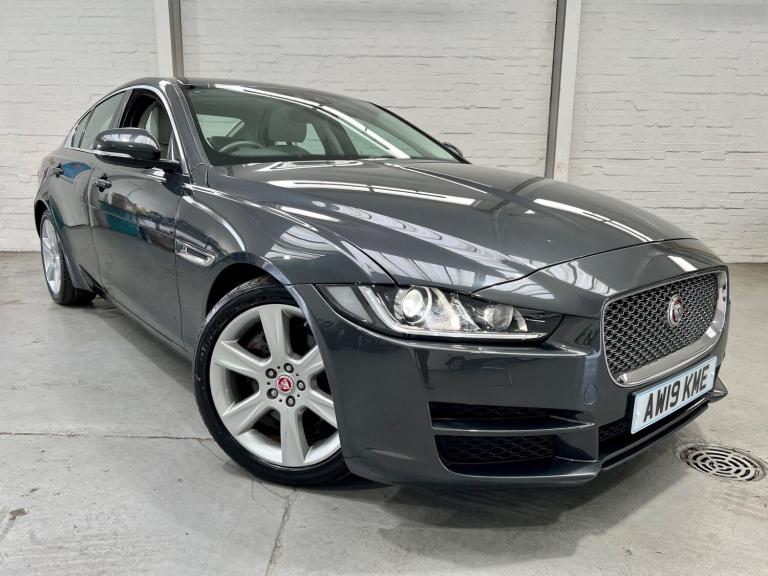 2019 Jaguar XE 2.0d [180] Portfolio 4dr Auto SALOON DIESEL Automatic