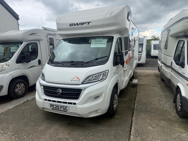 Swift Edge 494 Coachbuilt - Rear Island Bed + Drop-Down Bed - Only 21,794 M
