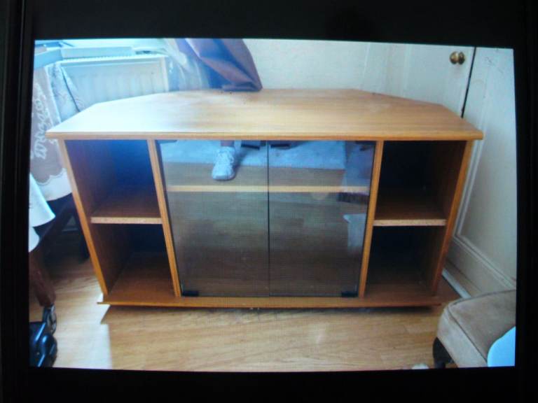 Wooden TV Unit with Glass Doors – Good Condition
