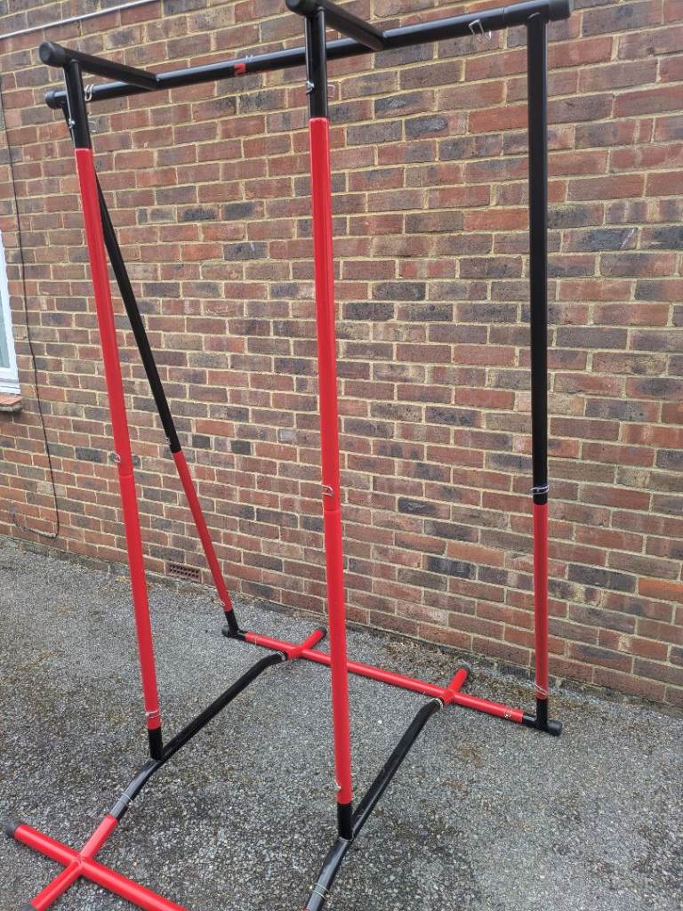 Pull Up Mate 2 Portable Pull-Up & Dip Bar Stand (with Bags)

For sale is a genuine Pull Up Mate 2 po