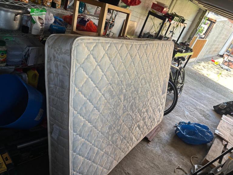 Three quarter mattress 