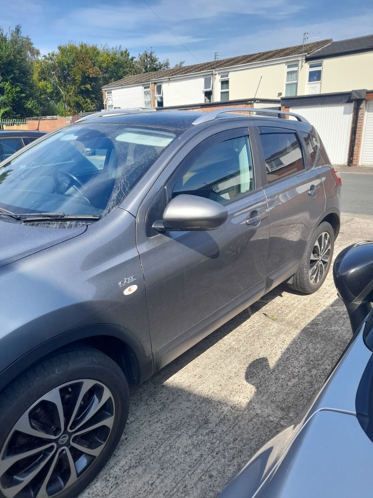 J10 qashqai doors 
