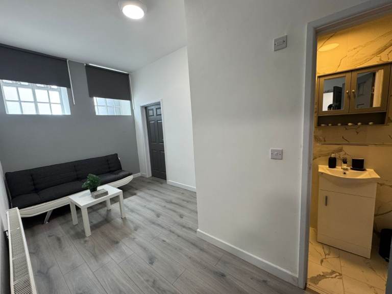 1 bedroom flat to rent– edgware, HA8 – £1,450 pcm