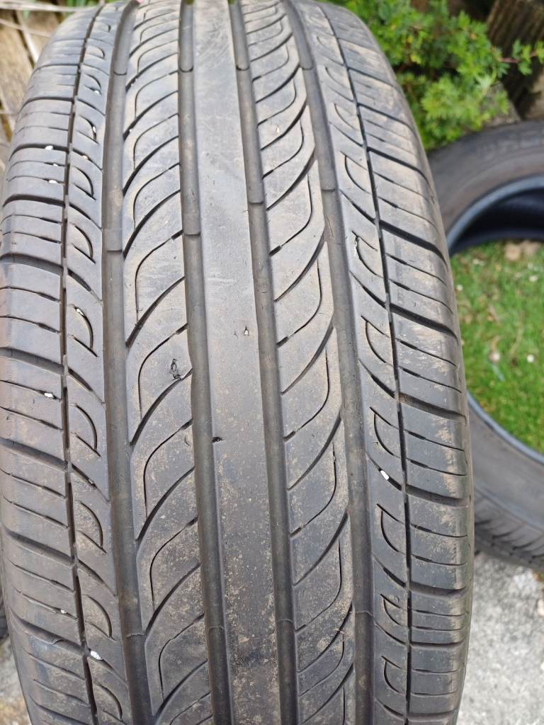 3no 225 60 17 tyres 