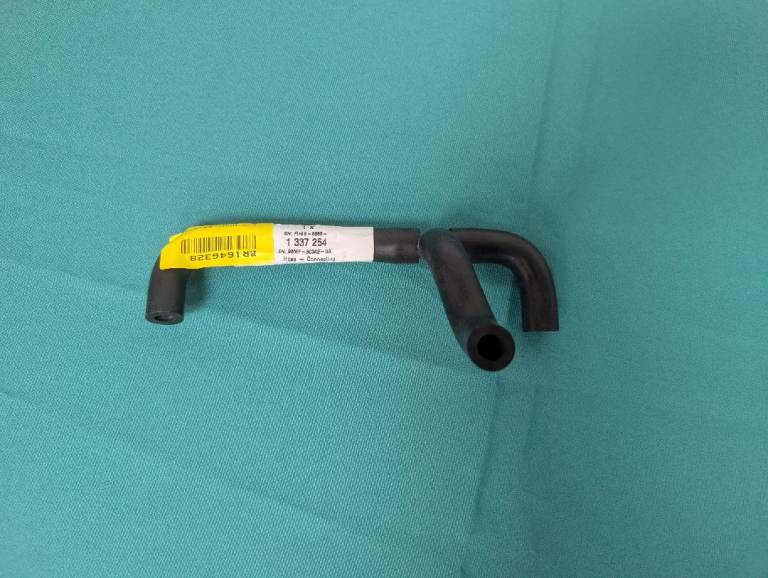 Genuine Ford Crankcase Breather Hose (Part No. 1 337 254)