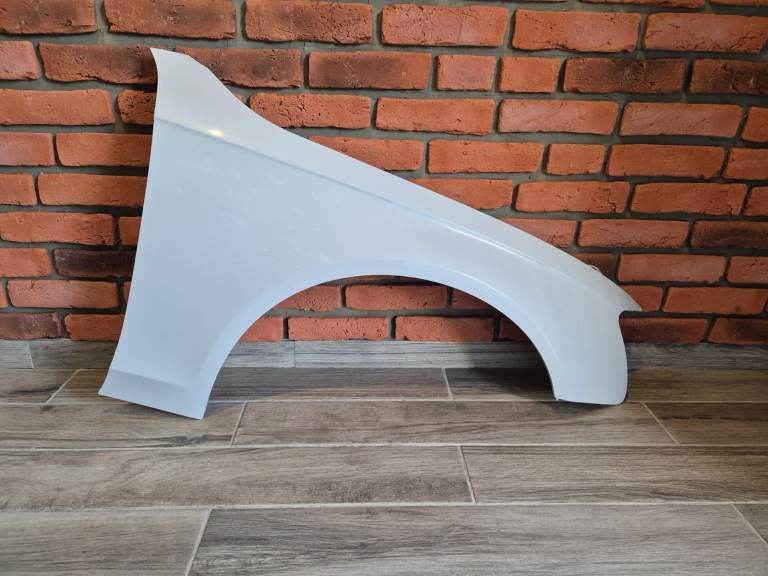 AUDI A4 2012-2015 DRIVER SIDE WING PANEL WHITE COLOUR LY9C
