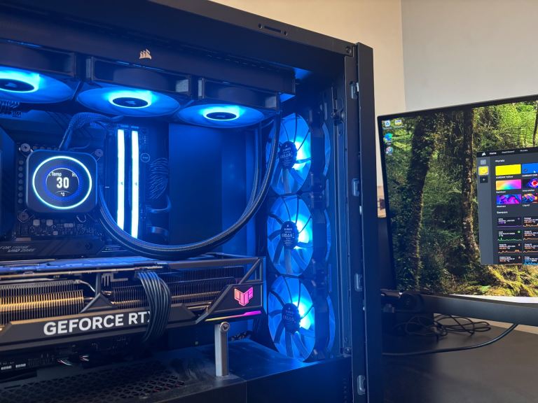 Full gaming pc set up - x2 4k 144hz monitors 