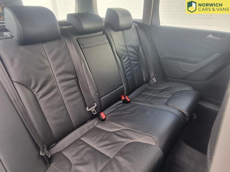 VOLKSWAGEN PASSAT 2.0 TDI Highline Plus 2009