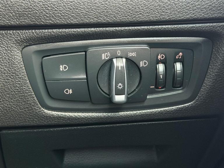 2018 BMW 1 Series 1.5 118i SE Euro 6 (s/s) 5dr HATCHBACK Petrol Manual