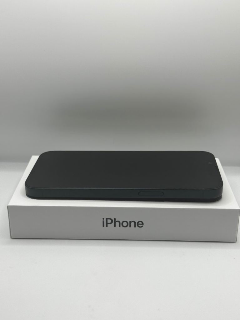PRISTINE: Apple iPhone 14, 128gb, Black (UNLOCKED)