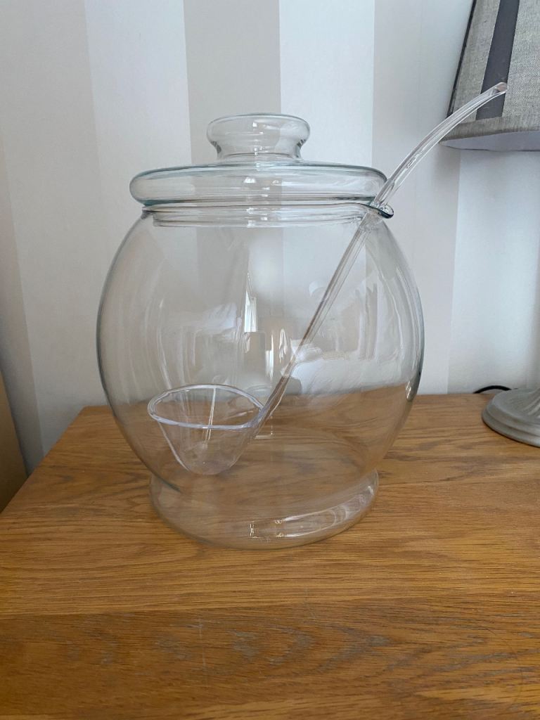 Punch bowl & ladle glass 