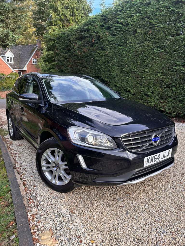 2015 Volvo XC60 D5 [215] SE Lux Nav 5dr AWD Geartronic ESTATE Diesel Automatic