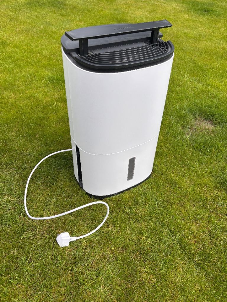 MeacoDry Arete One 25l dehumidifier