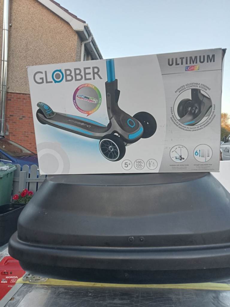 Globber ultimum kids scooter colour blue 