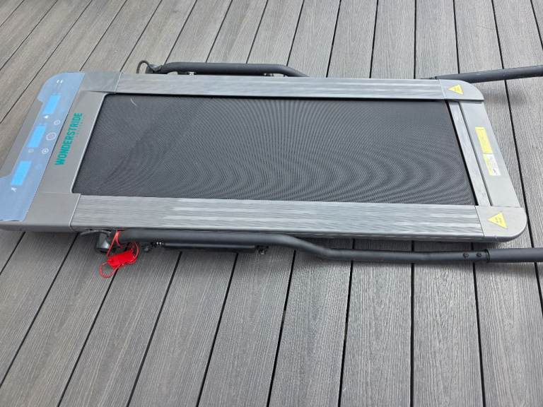 WONDERSTRIDE Treadmill – Grey, Great Condition