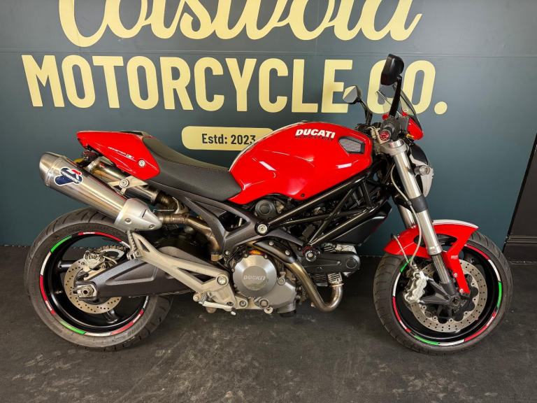 DUCATI MONSTER 696 PLUS TERMIGNONI EXHAUSTS