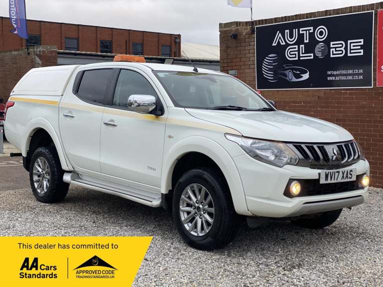 2017 Mitsubishi L200 2.4 DI-D DC Titan 4WD Euro 6 4dr PICK UP Diesel Manual