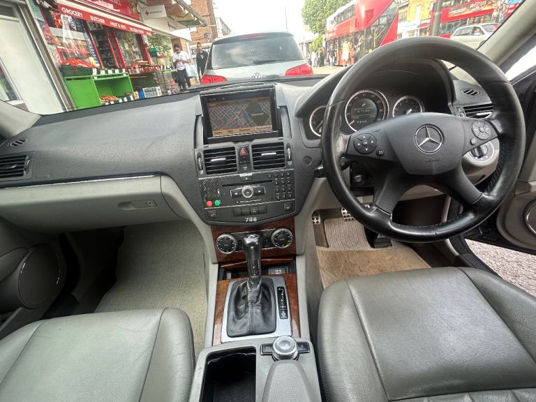 2008 MERCEDES C180 PETROL  AUTOMATIC ULEZ FREE