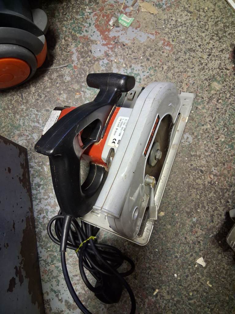 Power devil circular saw 