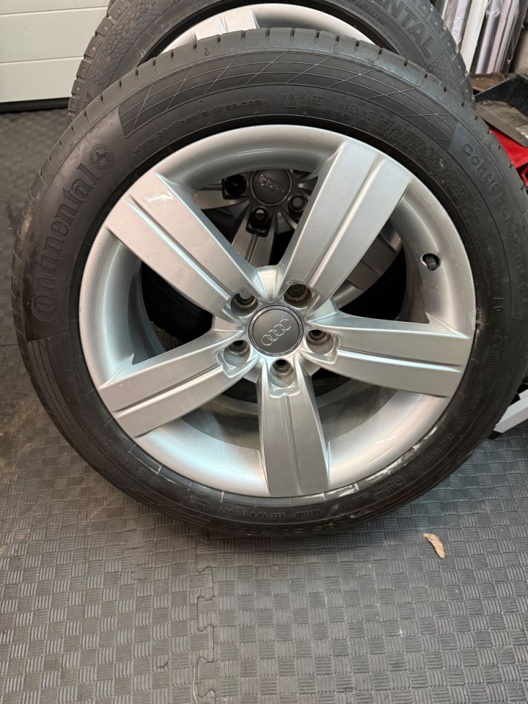 Audi 5 Spoke Alloys 17”