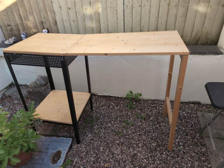 Free Table 