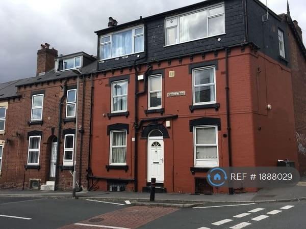 6 bedroom house in Kelsall Road, Leeds, LS6 (6 bed) (#1888029)