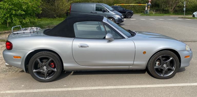 Mazda, MX-5, Convertible, 2002, Manual, 1839 (cc), 2 doors