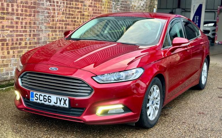 2017 Ford Mondeo 1.5 TDCi ECOnetic Zetec Euro 6 (s/s) 5dr HATCHBACK Diesel Manual
