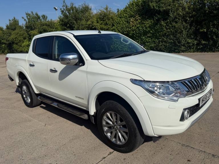 2016 Mitsubishi L200 Double Cab DI-D 178 Warrior 4WD PICK UP DIESEL Manual
