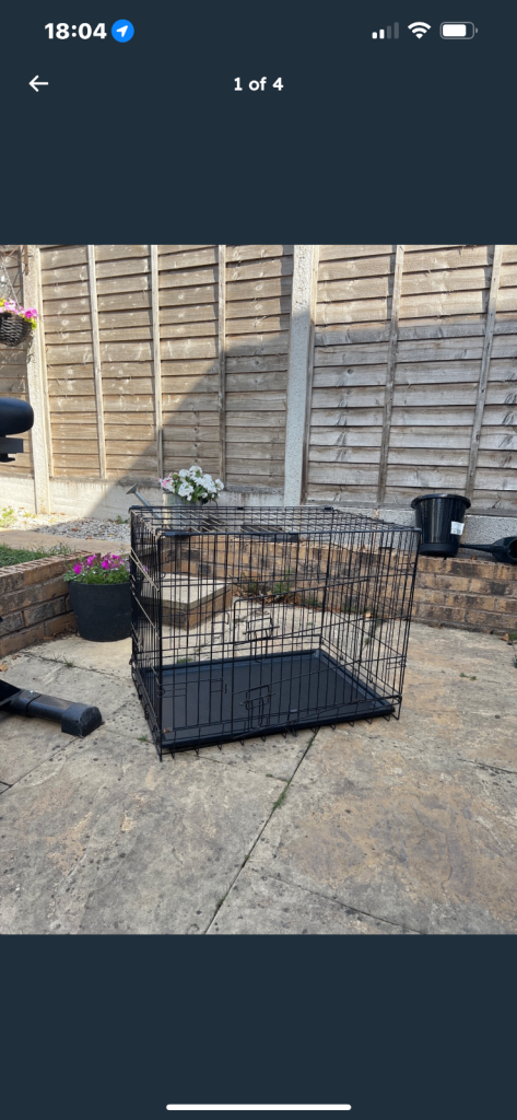 Dog cage size medium 