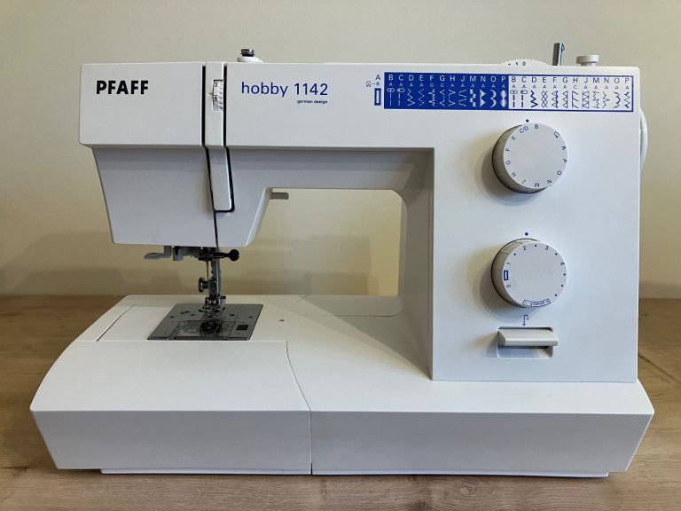 image for PFAFF SEWING MACHINE FOR SALE