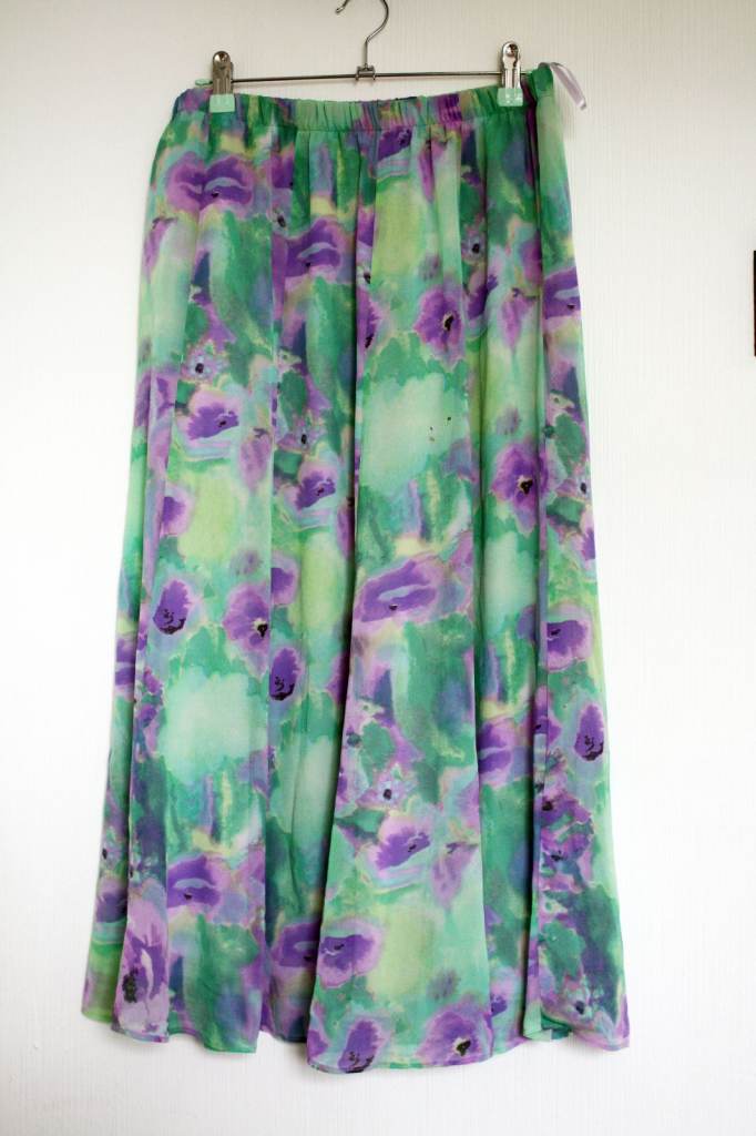 Women's Julipa Nightgales Green & Purple Lined Skirt size 14,can be posted