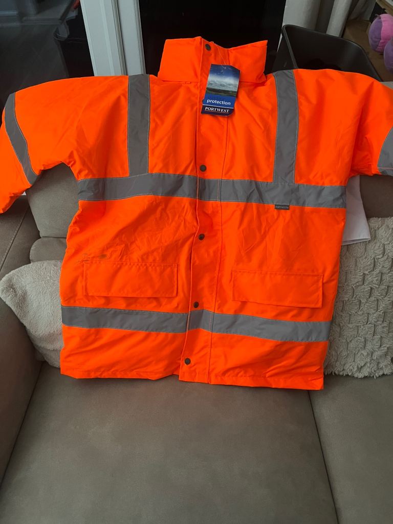 Brand new mens coat size large 