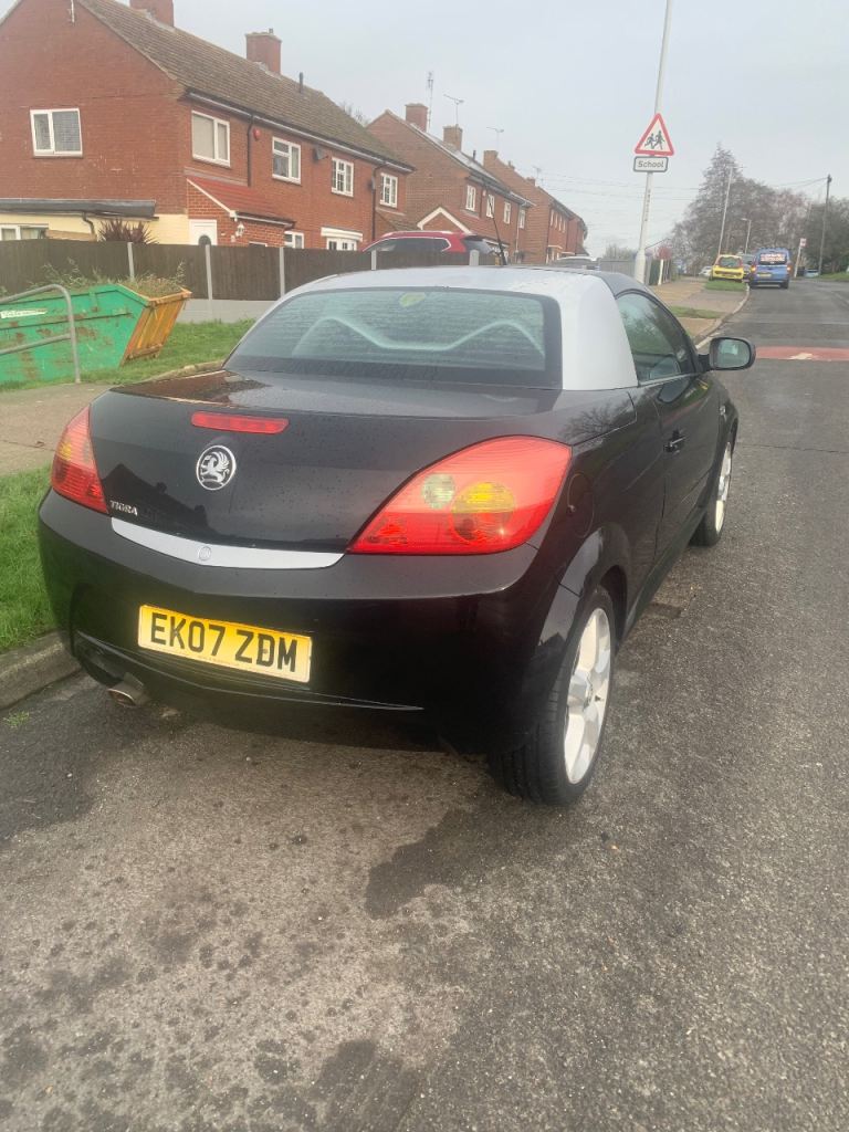 Vauxhall, TIGRA, Convertible, 2007, Manual, 1796 (cc), 2 doors