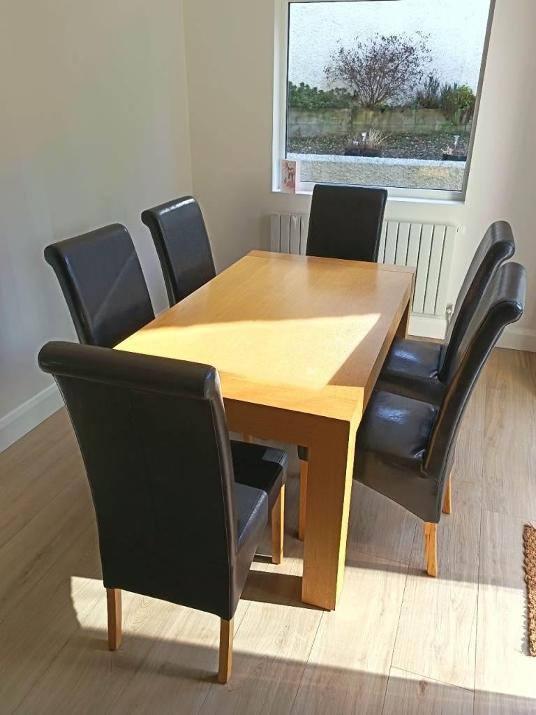 Table & Chair set