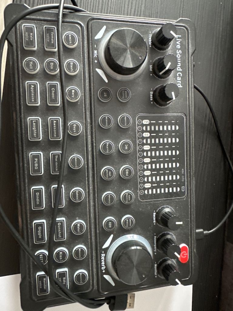 Live Sound Card Audio Mixer for Streaming/Recording