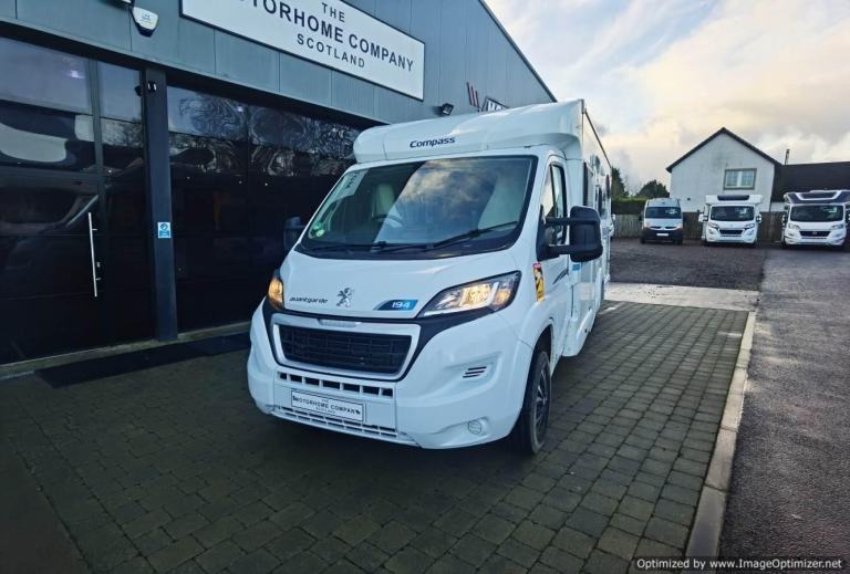 2019 Compass Avantgarde 194