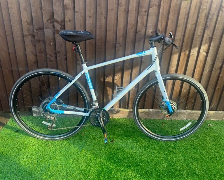 Pinnacle Lithium 3. 21 speed hybrid XL bike
