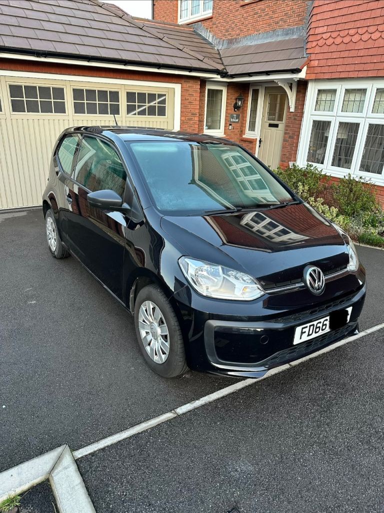 Volkswagen, Take UP, Hatchback, 2016, Manual, 999 (cc), 3 doors